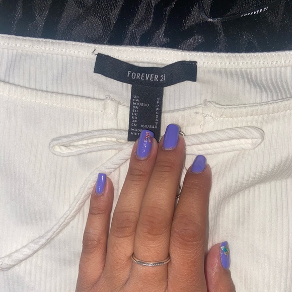 Forever 21 top bundle - Picture 3 of 6